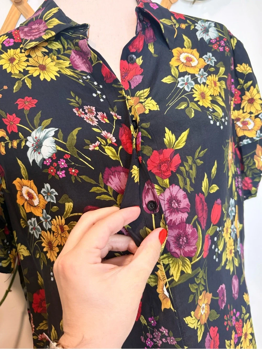 ALICE & OLIVIA Western Floral Silk Dress - Picture 3 of 9
